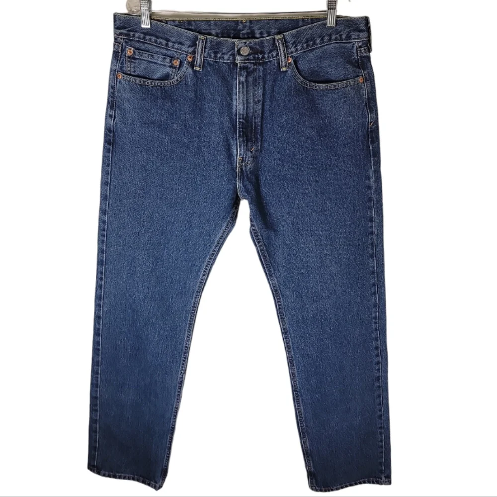 Levi's straight leg 505 men's blue jeans size 38